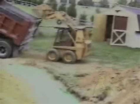 skid steer mishaps|Skidsteer Accident ! Must watch .